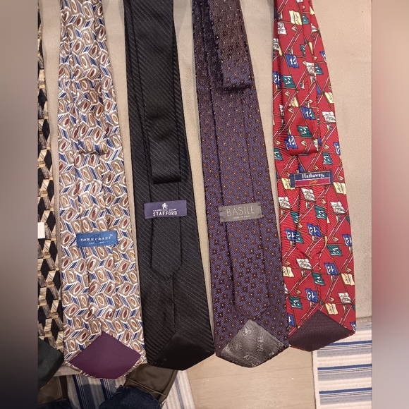 Tie Bundle (7) - Picture 3 of 7